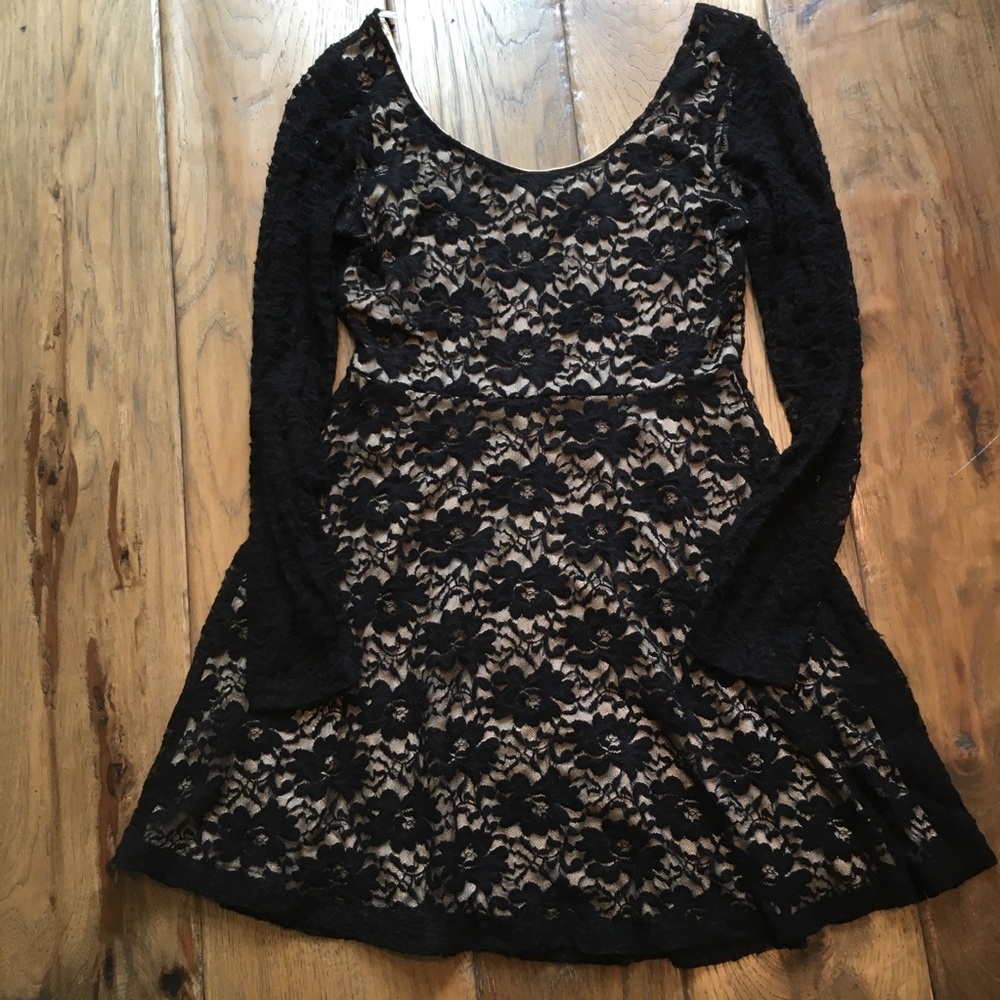 Long Sleeve Black Lace Floral Dress